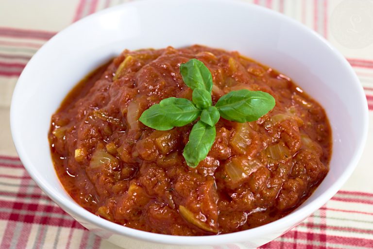 Omáčka marinara